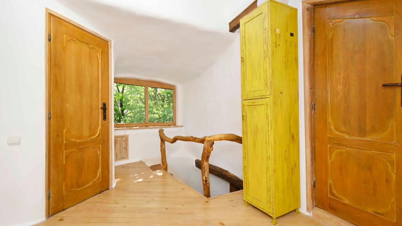 Clay House Banya Villa Banya  Bagian luar foto